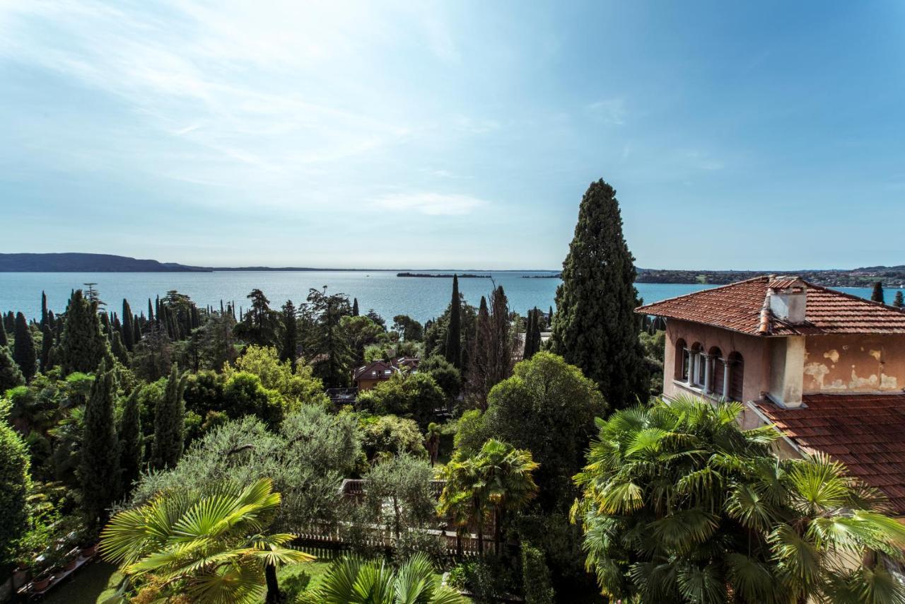 Villa Glicine Gardone Riviera Exterior photo